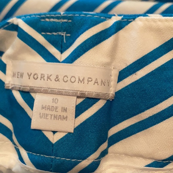 EUC shorts teal blue & green & white stripe - Picture 11 of 12